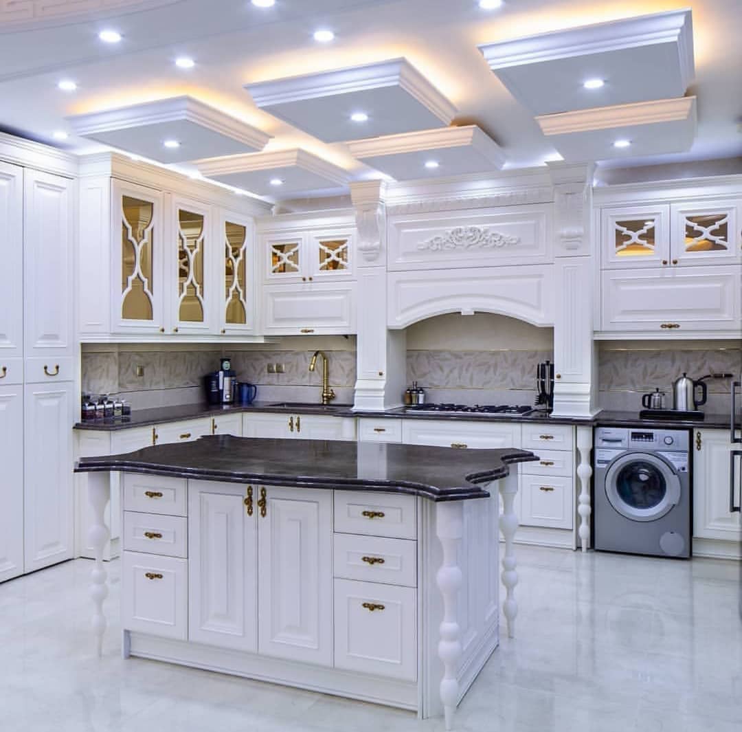 Traditional Cabinet 4